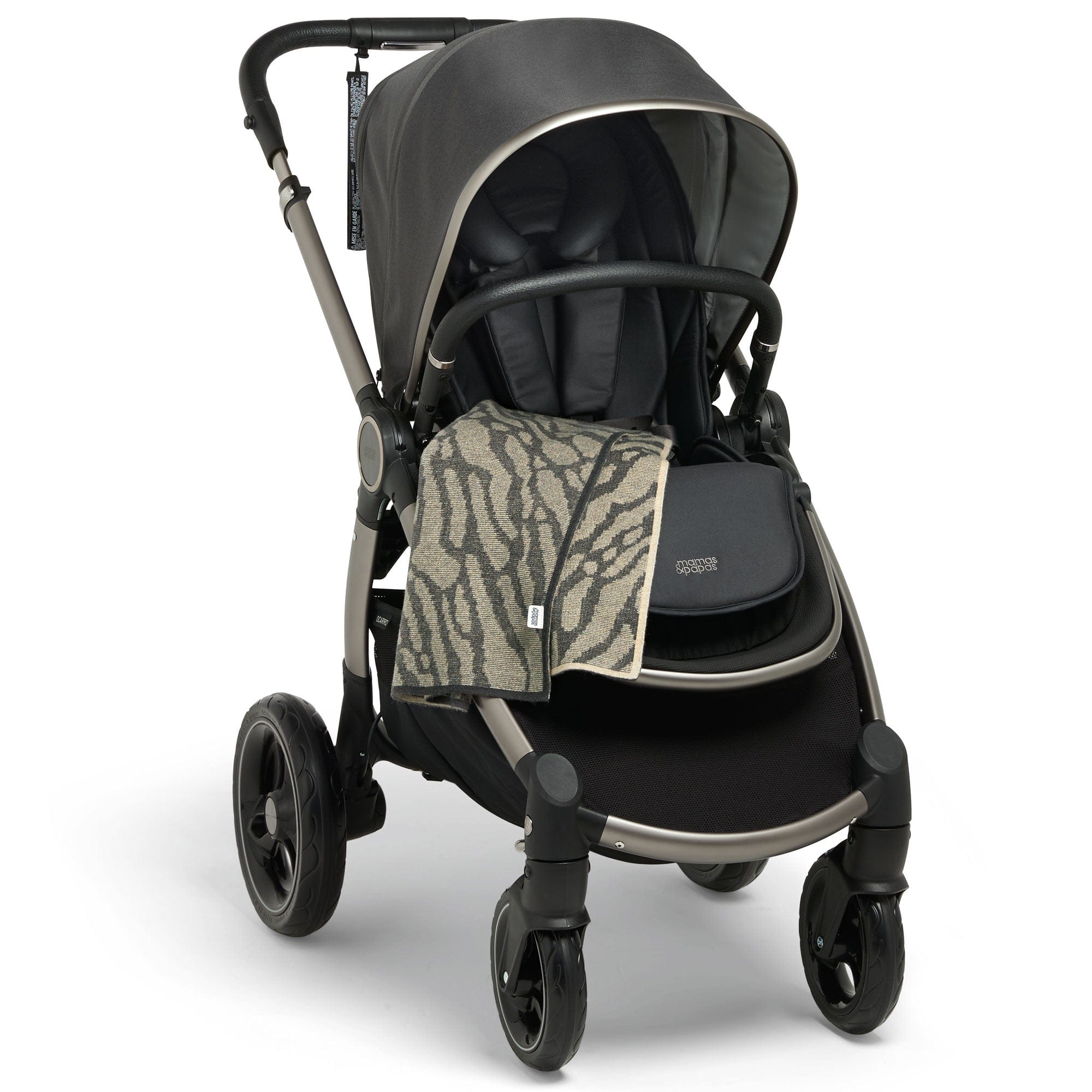 Mamas & Papas baby prams Mamas & Papas Ocarro 7-Piece Essential Kit in Graphite 61921GT00