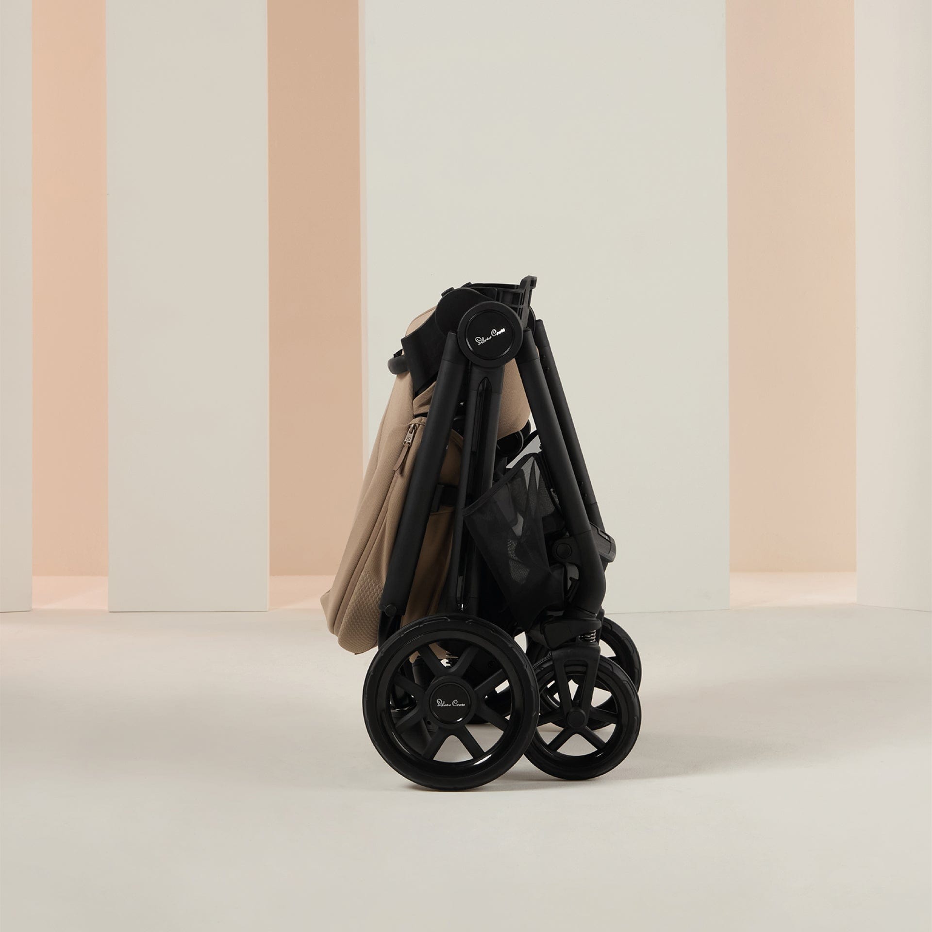 Silver Cross Travel Systems Silver Cross Reef 2 Maxi-Cosi Travel System- Mocha