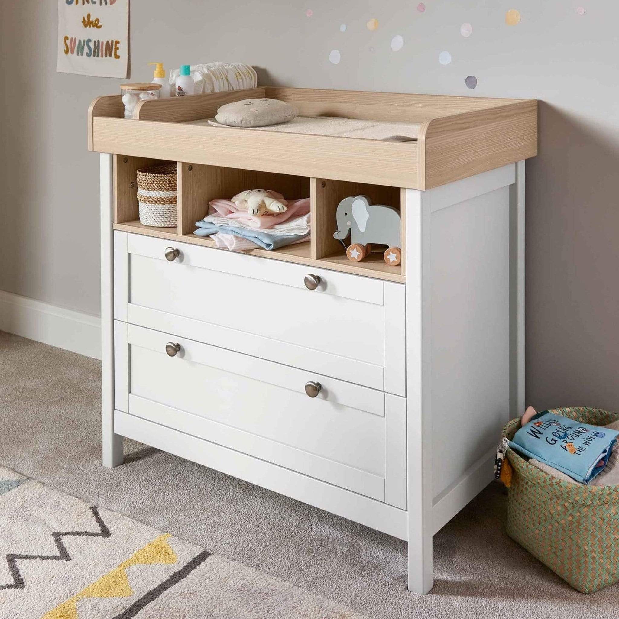 Mamas and papas clearance cot and changing unit